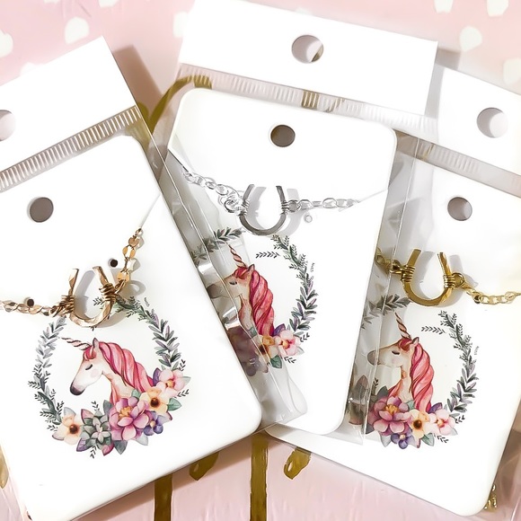 Textured/Hammered Good Luck Horseshoe Necklace - Picture 5 of 9